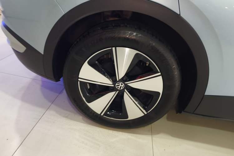 Used Volkswagen ID.4 X 2024 Pure & Smart Edition Exterior 5