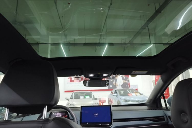 Used Volkswagen ID.4 X 2024 Pure & Smart Edition Headliner