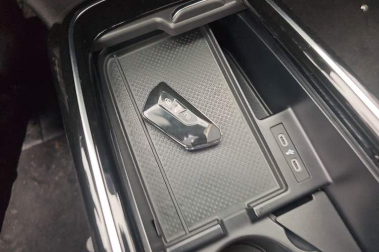 Used Volkswagen ID.4 X 2024 Pure & Smart Edition Interior 1