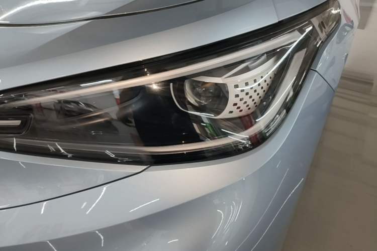 Used Volkswagen ID.4 X 2024 Pure & Smart Edition Left Front Headlight
