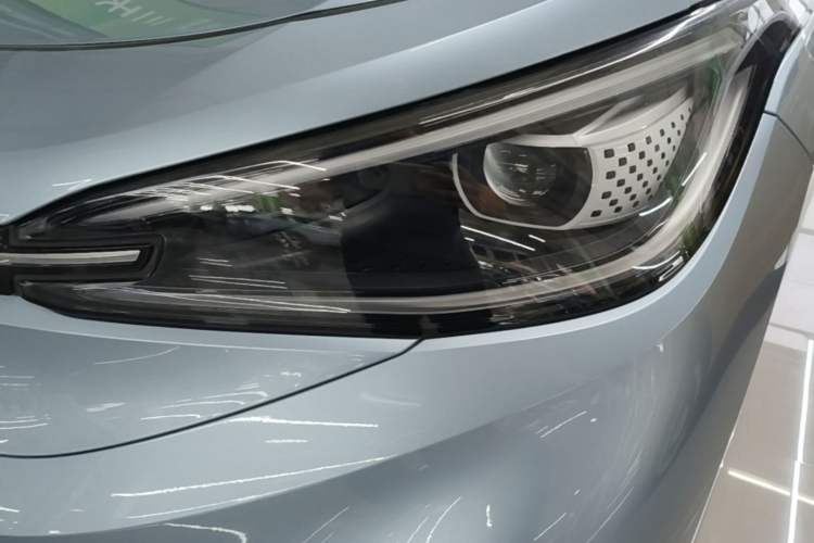 Used Volkswagen ID.4 X 2024 Pure & Smart Edition Left Front Headlight