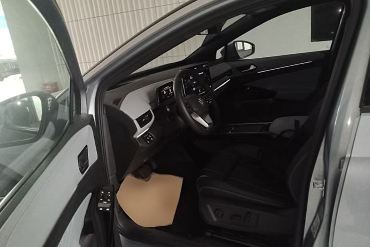Used Volkswagen ID.4 X 2024 Pure & Smart Edition Left Front Seat