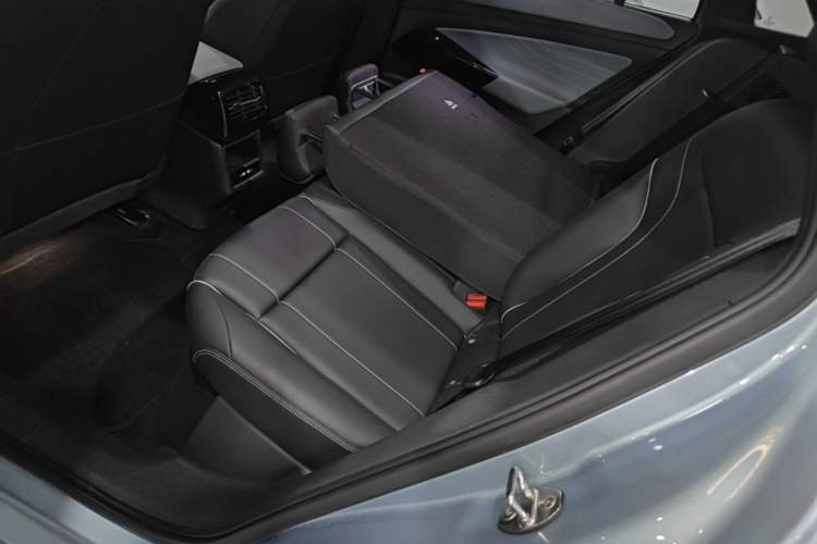 Used Volkswagen ID.4 X 2024 Pure & Smart Edition Left Rear Seat