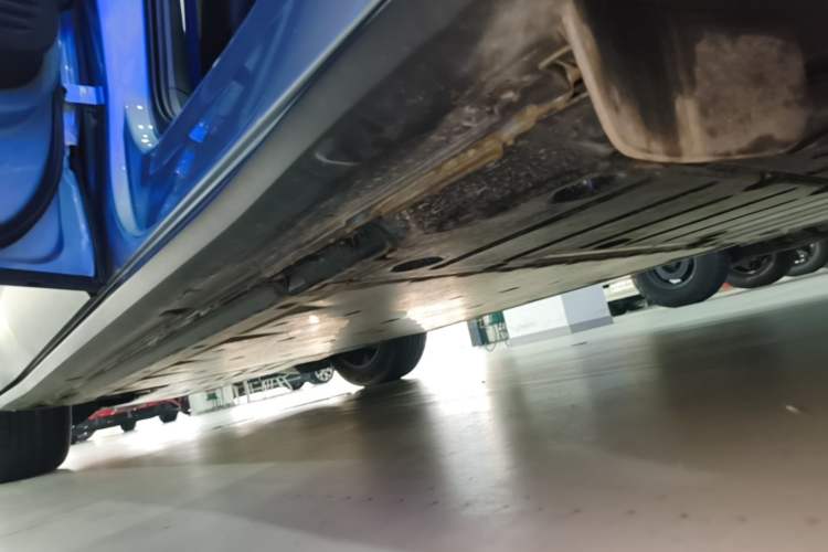 Used Volkswagen ID.4 X 2024 Pure & Smart Edition Left Side Sill