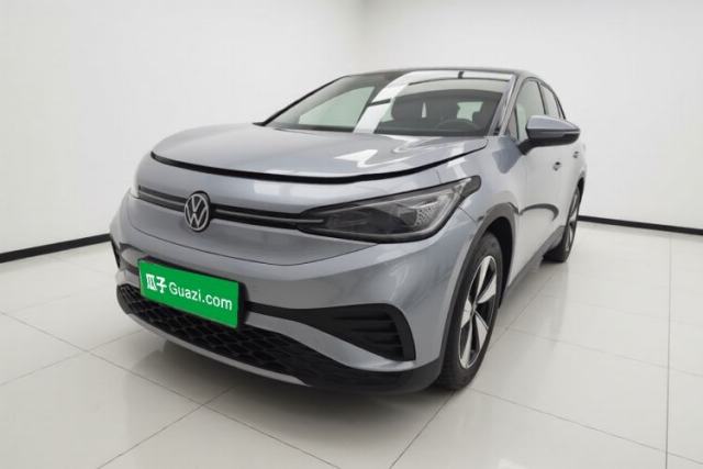 Ojetý Volkswagen ID.4 X 2024 Pure & Smart Edition