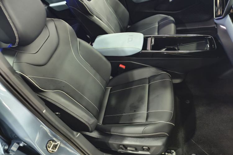 Used Volkswagen ID.4 X 2024 Pure & Smart Edition Right Front Seat