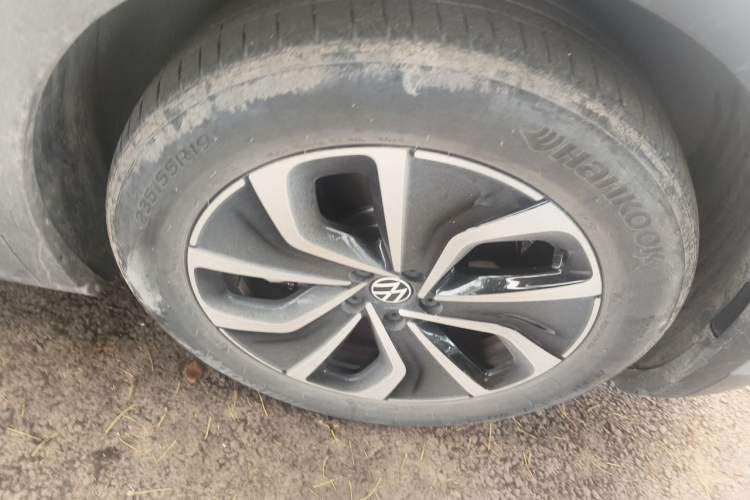 Used Volkswagen ID.4 X 2024 Pure & Smart Edition Right Front Wheel Hub