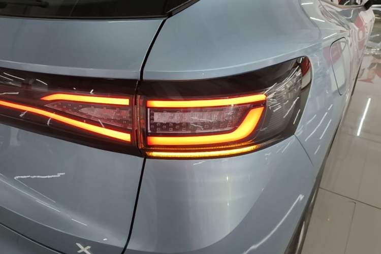 Used Volkswagen ID.4 X 2024 Pure & Smart Edition Right Rear Taillight