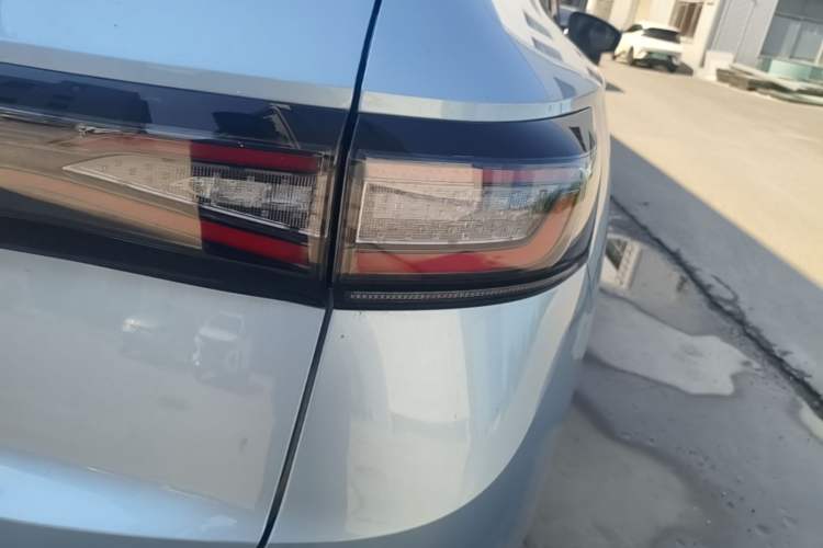 Used Volkswagen ID.4 X 2024 Pure & Smart Edition Right Rear Taillight