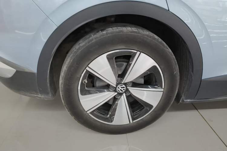 Used Volkswagen ID.4 X 2024 Pure & Smart Edition Right Rear Wheel Hub