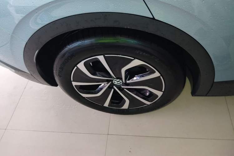 Used Volkswagen ID.4 X 2024 Pure & Smart Edition Right Rear Wheel Hub