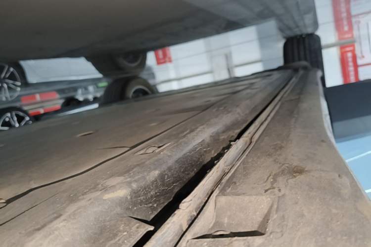 Used Volkswagen ID.4 X 2024 Pure & Smart Edition Right Side Sill