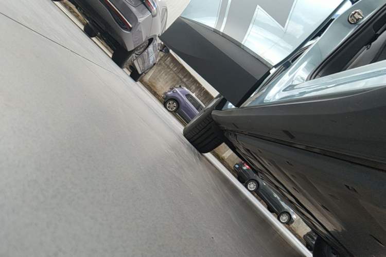 Used Volkswagen ID.4 X 2024 Pure & Smart Edition Right Side Sill