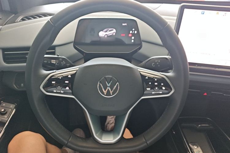 Used Volkswagen ID.4 X 2024 Pure & Smart Edition Steering Wheel