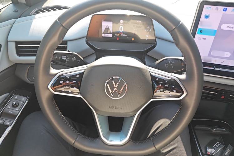 Used Volkswagen ID.4 X 2024 Pure & Smart Edition Steering Wheel