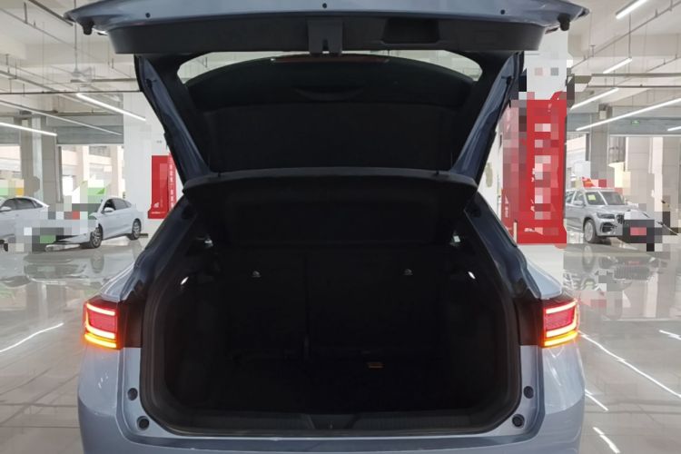 Used Volkswagen ID.4 X 2024 Pure & Smart Edition Trunk