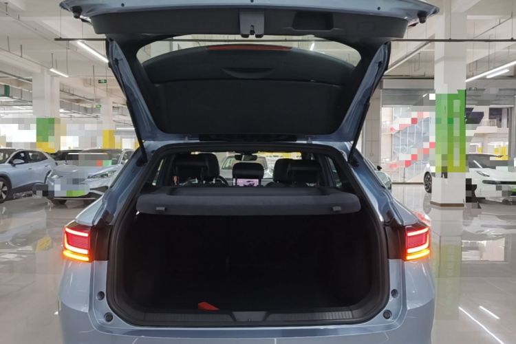Used Volkswagen ID.4 X 2024 Pure & Smart Edition Trunk