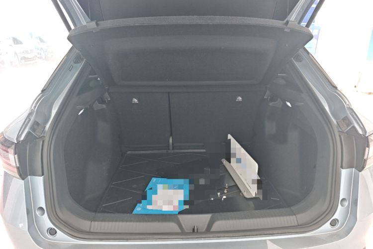 Used Volkswagen ID.4 X 2024 Pure & Smart Edition Trunk