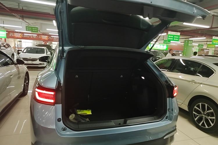 Used Volkswagen ID.4 X 2024 Pure & Smart Edition Trunk