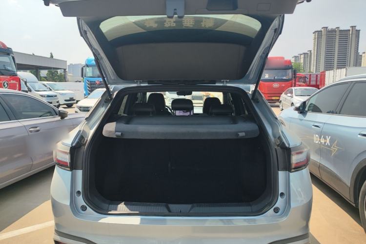 Used Volkswagen ID.4 X 2024 Pure & Smart Edition Trunk