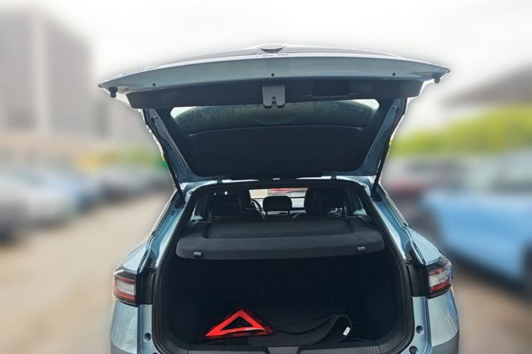 Used Volkswagen ID.4 X 2024 Pure & Smart Edition Trunk