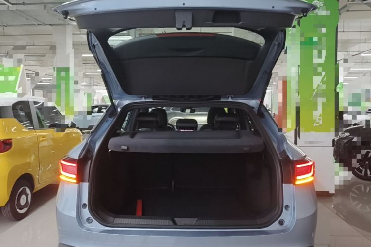 Used Volkswagen ID.4 X 2024 Pure & Smart Edition Trunk