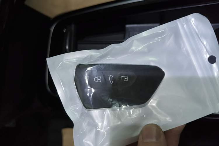 Used Volkswagen ID.4 X 2024 Pure & Smart Edition Vehicle Key