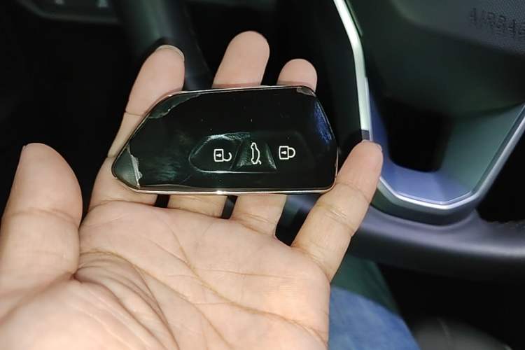 Used Volkswagen ID.4 X 2024 Pure & Smart Edition Vehicle Key