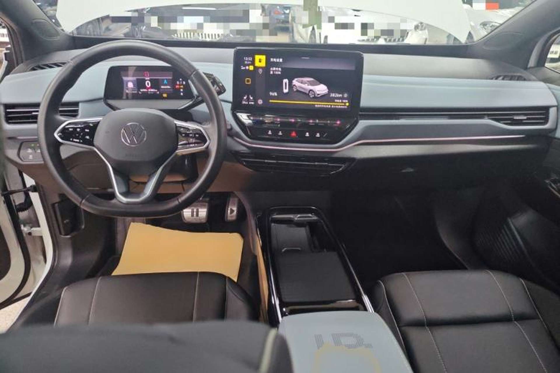 Used Volkswagen ID.4 X 2024 Pure & Smart Edition Center Console