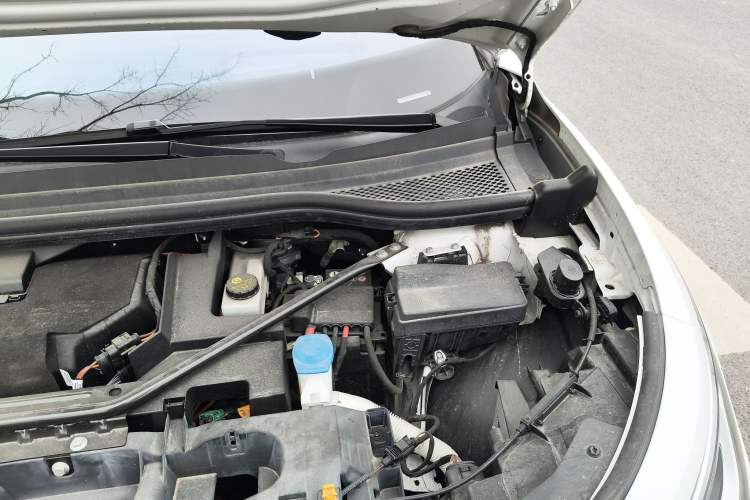 Used Volkswagen ID.4 X 2024 Kinergy Four-Wheel Drive Edition Engine Bay Left