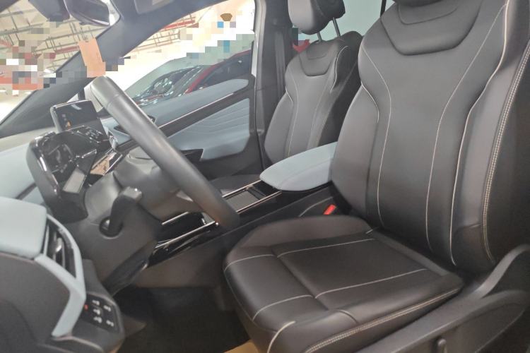 Used Volkswagen ID.4 X 2024 Pure & Smart Edition Left Front Seat
