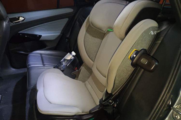 Used Volkswagen ID.4 X 2024 Pure & Smart Edition Left Rear Seat