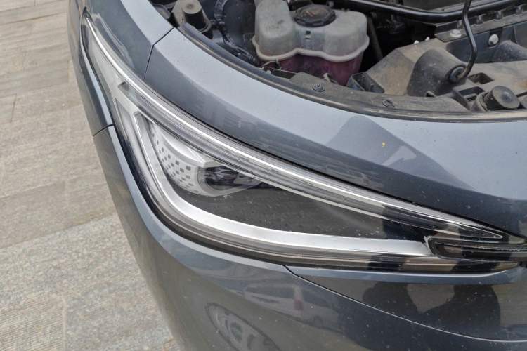 Used Volkswagen ID.4 X 2024 Pure & Smart Edition Right Front Headlight