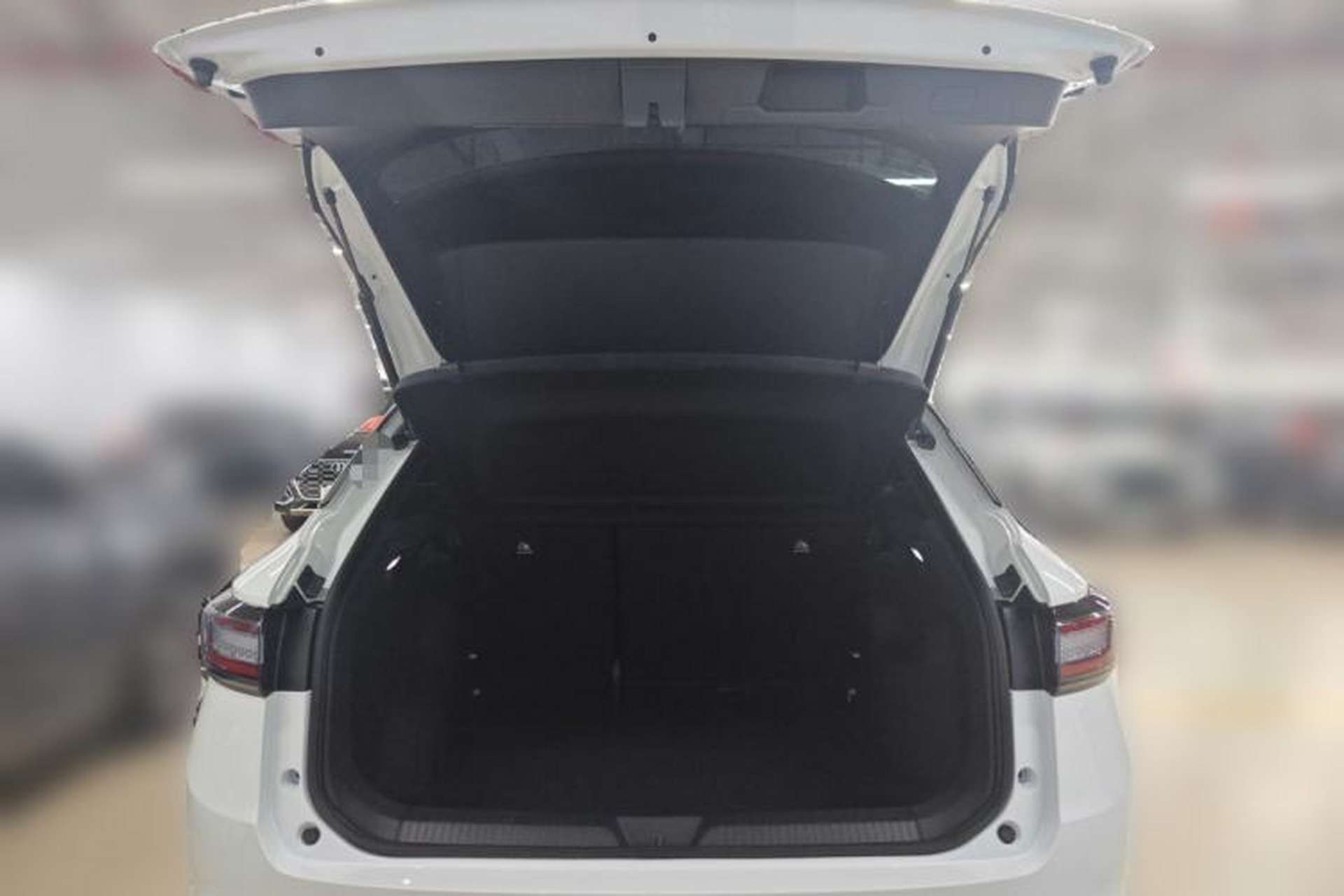Used Volkswagen ID.4 X 2024 Pure & Smart Edition Trunk
