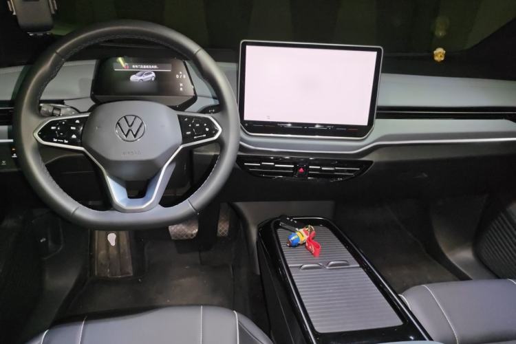 Used Volkswagen ID.4 X 2024 Pure & Smart Edition Center Console