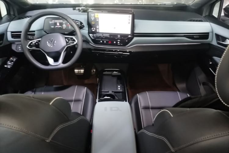 Used Volkswagen ID.4 X 2024 Pure & Smart Edition Center Console