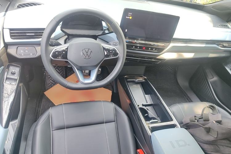 Used Volkswagen ID.4 X 2024 Pure & Smart Edition Center Console