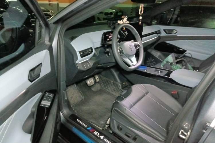 Used Volkswagen ID.4 X 2024 Pure & Smart Edition Driver Seat