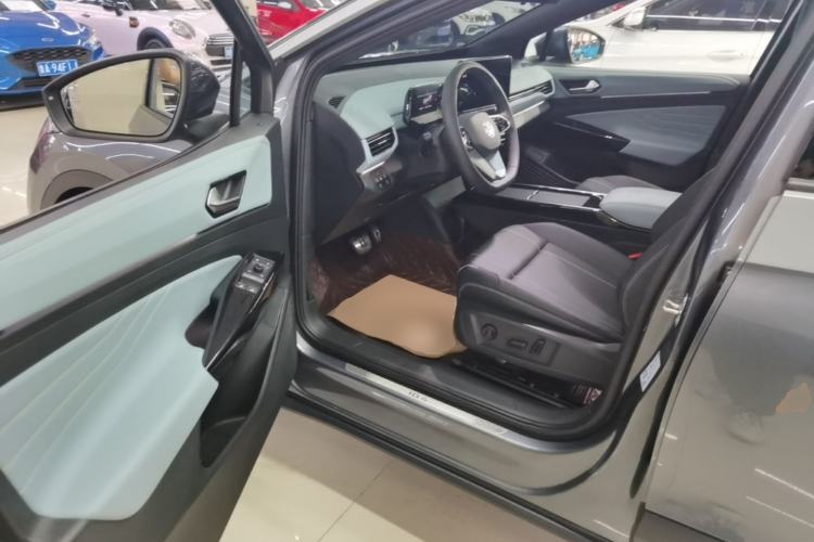 Used Volkswagen ID.4 X 2024 Pure & Smart Edition Driver Seat