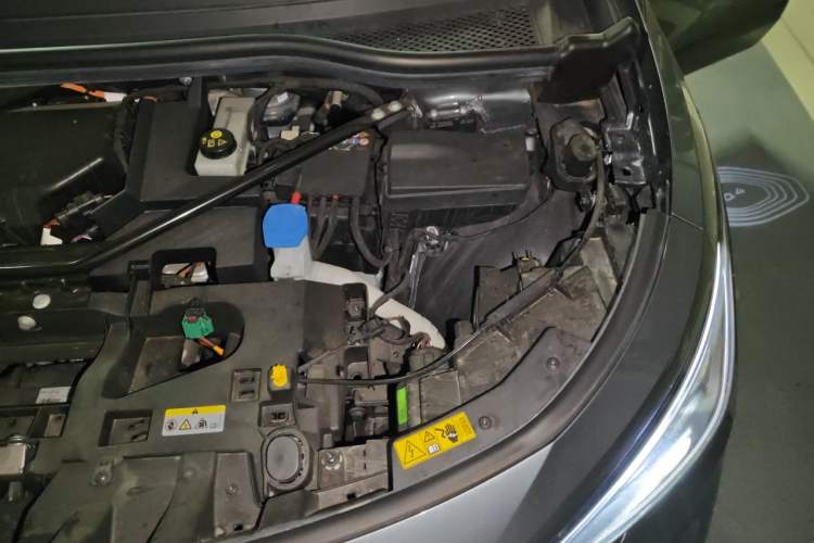 Used Volkswagen ID.4 X 2024 Pure & Smart Edition Engine Bay Left