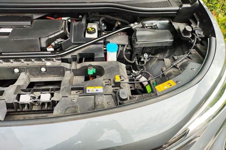 Used Volkswagen ID.4 X 2024 Pure & Smart Edition Engine Bay Left