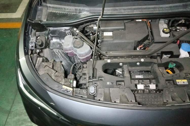 Used Volkswagen ID.4 X 2024 Pure & Smart Edition Engine Bay Right