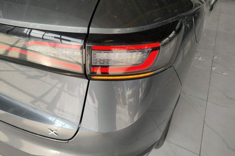 Used Volkswagen ID.4 X 2024 Pure & Smart Edition Exterior 3