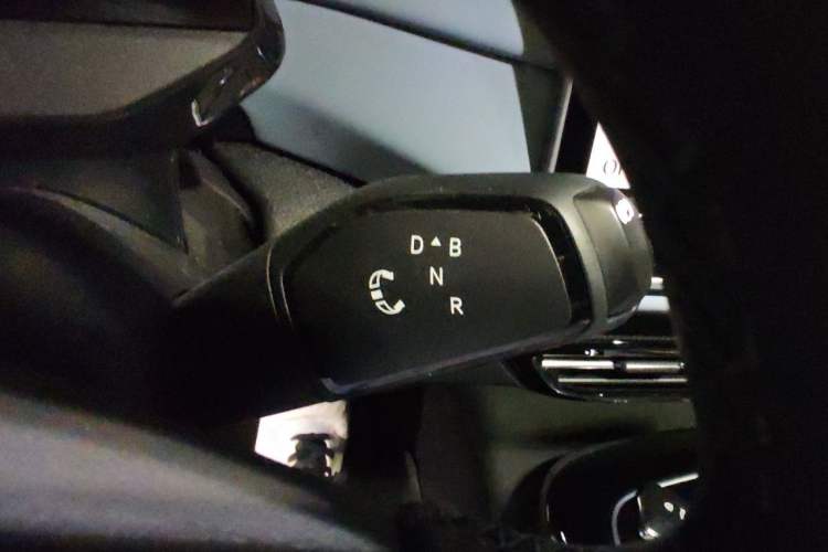 Used Volkswagen ID.4 X 2024 Pure & Smart Edition Gear Lever