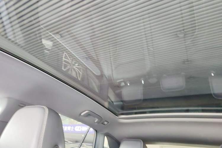 Used Volkswagen ID.4 X 2024 Pure & Smart Edition Headliner