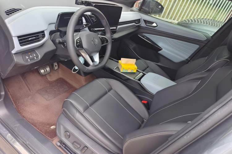 Used Volkswagen ID.4 X 2024 Pure & Smart Edition Interior 2