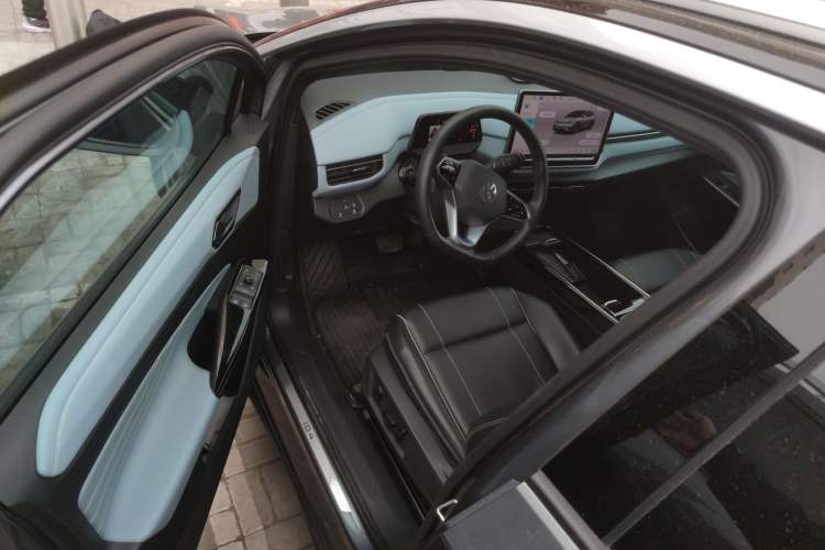 Used Volkswagen ID.4 X 2024 Pure & Smart Edition Interior 3