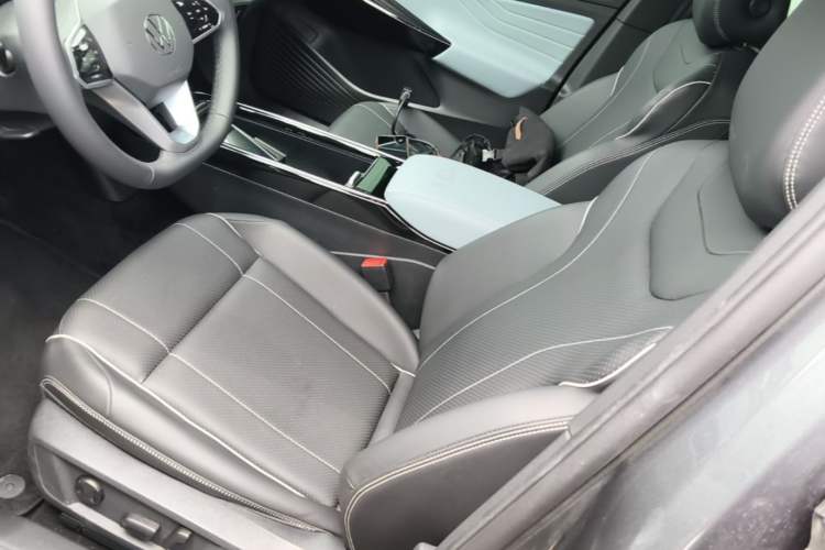Used Volkswagen ID.4 X 2024 Pure & Smart Edition Left Front Seat