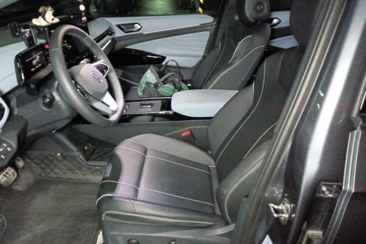 Used Volkswagen ID.4 X 2024 Pure & Smart Edition Left Front Seat
