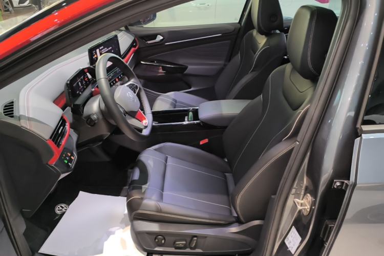 Used Volkswagen ID.4 X 2024 Pure & Smart Edition Left Front Seat